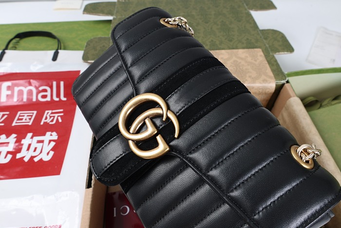 Jetset GG Marmont small shoulder bag