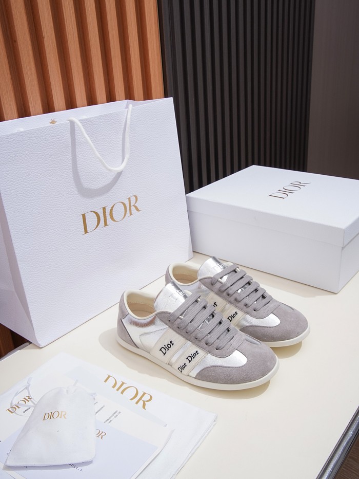 Dior Ribbon Sneaker in Black