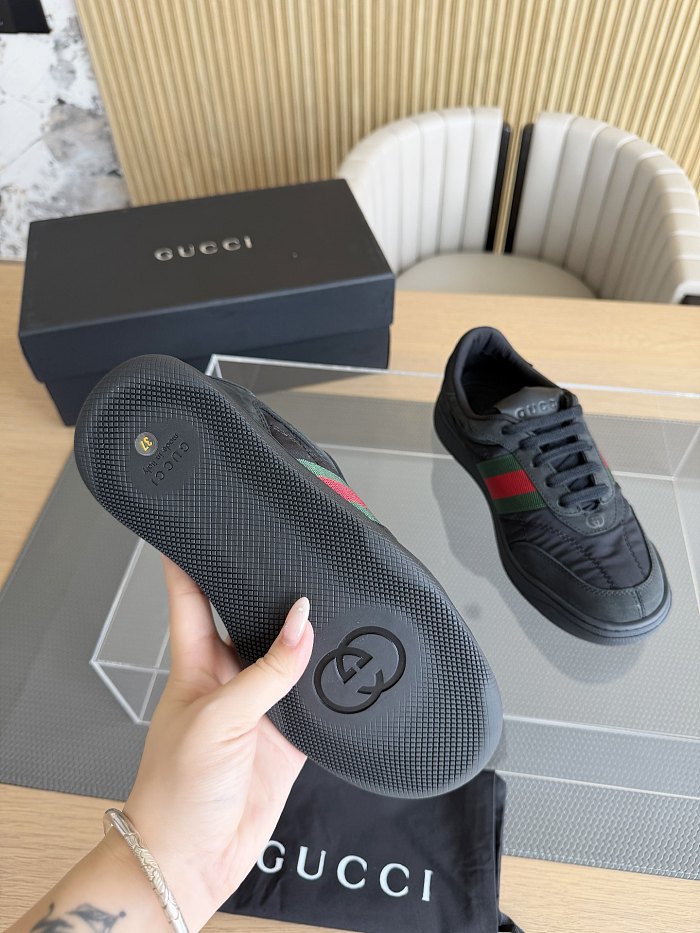 Women's Screener sneaker