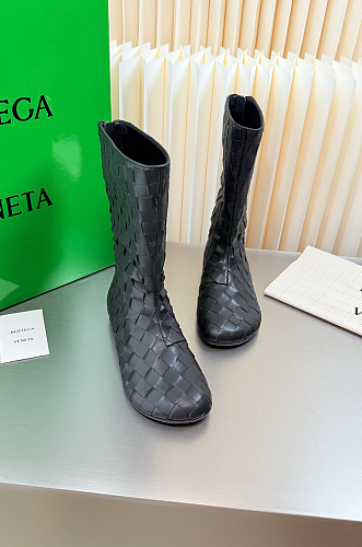 Atomic Intrecciato Leather Ankle Boots Black