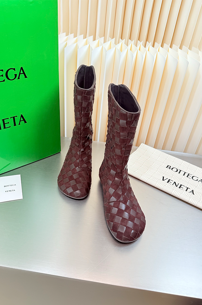 Atomic Intrecciato Leather Ankle Boots Coffee
