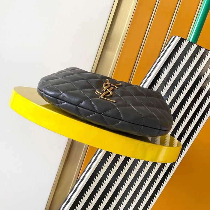 ICARINO in Quilted Nappa