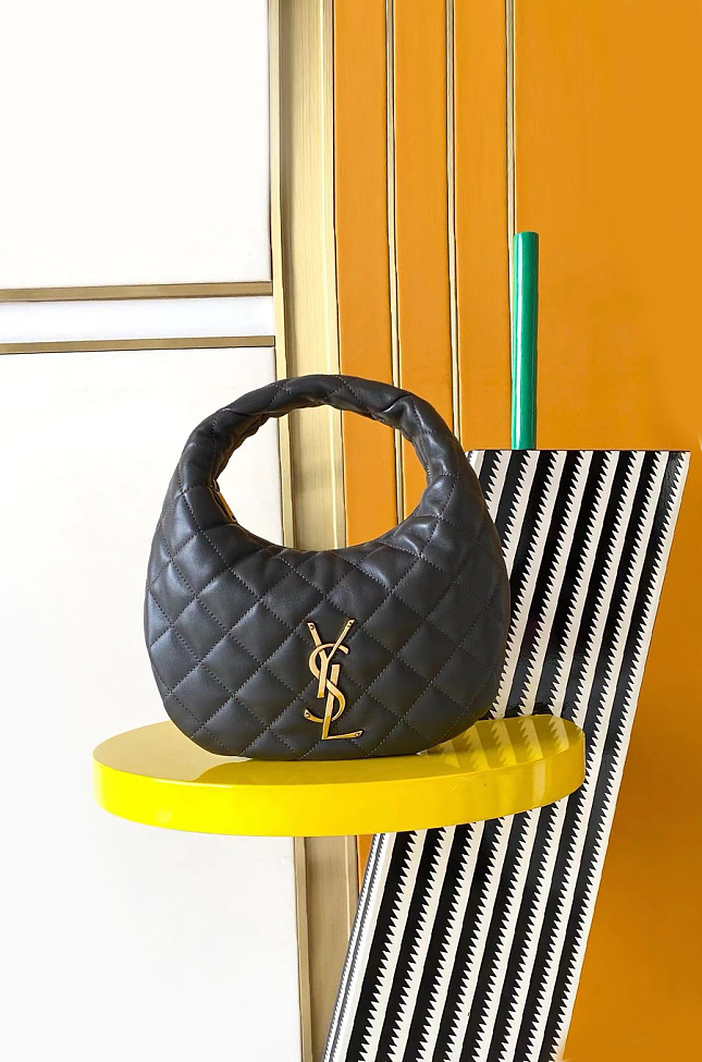 ICARINO in Quilted Nappa