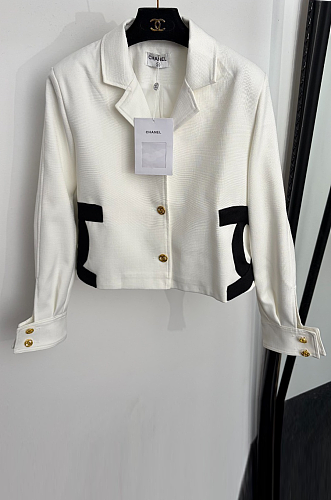 White Cropped Jacket Blazer
