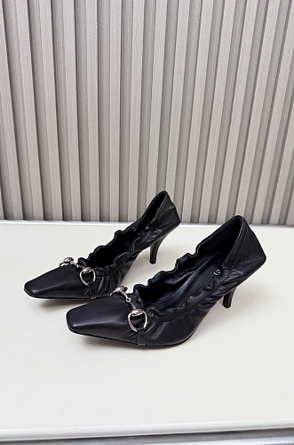 Vittoria 75 Horsebit-embellished Lambskin Pumps Black
