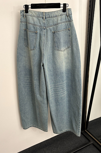 Dangling Gold-tone Wide-leg Denim Jeans
