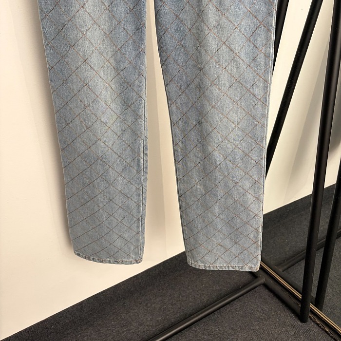 Diamond-quilted Denim Jeans