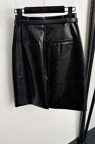 LEATHER PENCIL SKIRT