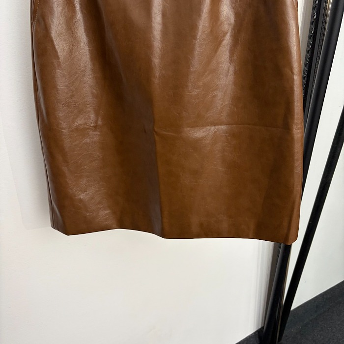 LEATHER PENCIL SKIRT