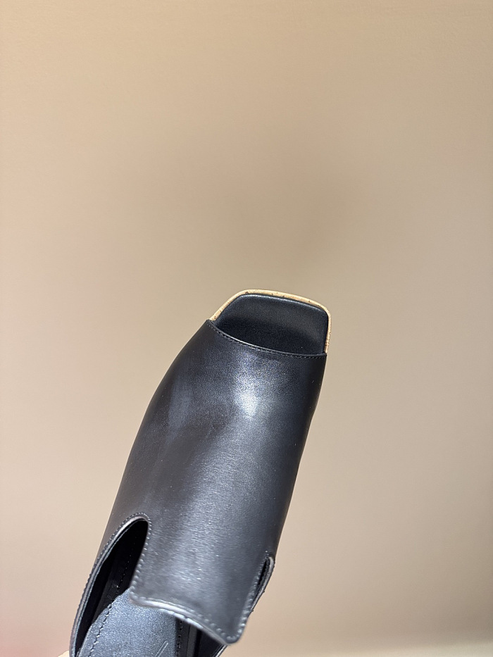 140mm Irmelin Heeled Mules