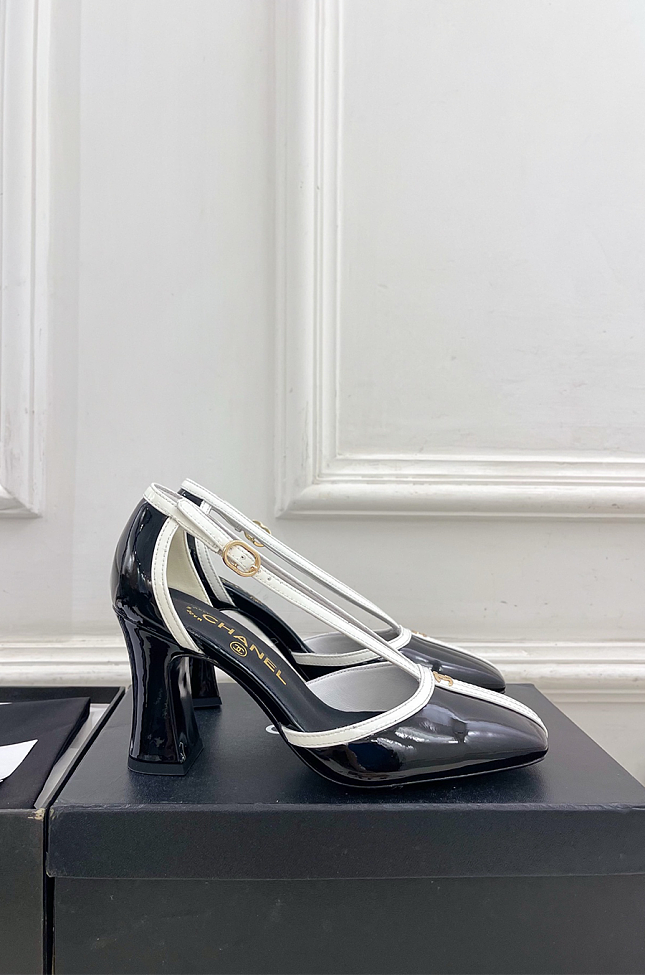 Chanel Mary Janes in Black & White Patent Calfskin