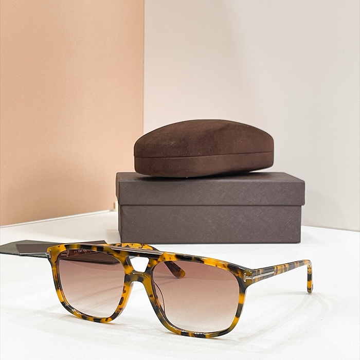 TOM FORD  Brianna Sunglasses