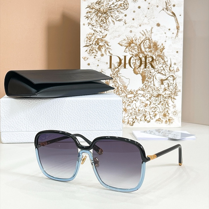 Dior Twincolors S1F Shiny Burgundy and Transparent Pink Square Sunglasses