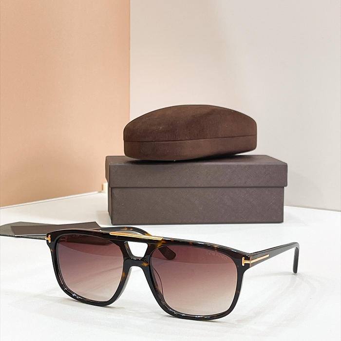 TOM FORD  Brianna Sunglasses