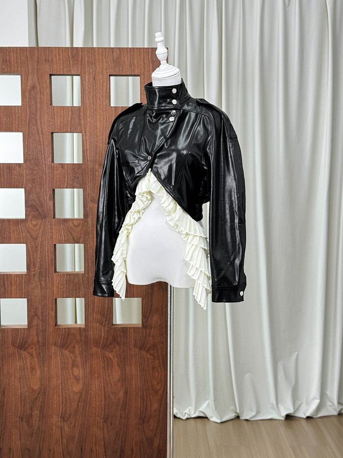 Wave Trim Cape Jacket black