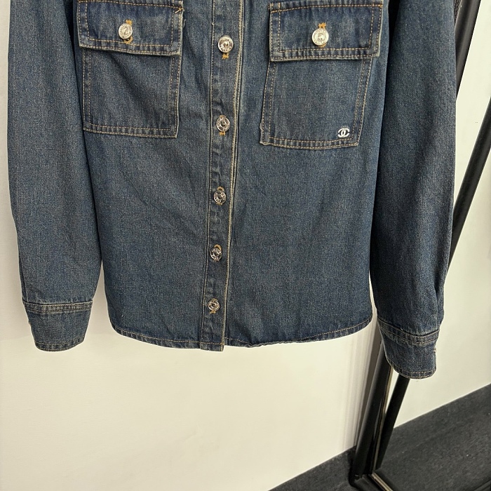 Contrast Faux Leather Collar Double Pocket Denim Jacket
