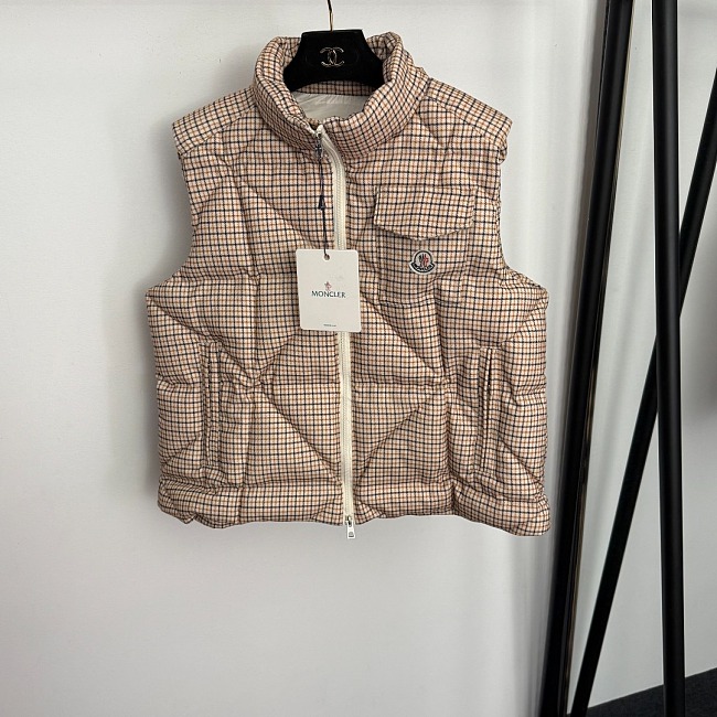 Vintage Plaid Embroidered Icon Patch Cotton Puffer Vest