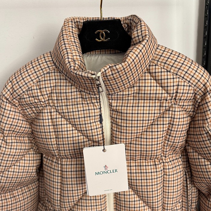 Vintage Plaid Stand Collar Embroidered Arm Patch Puffer Jacket
