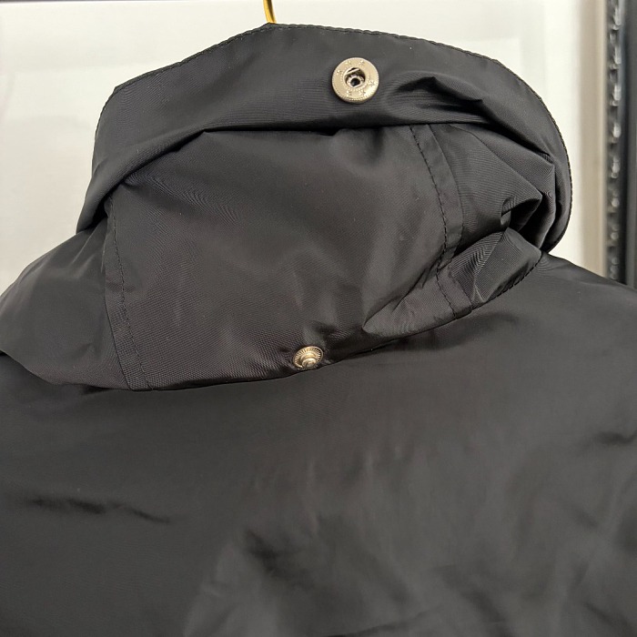 Drawstring Hooded Zipper Pocket Nylon Windbreaker Jacket