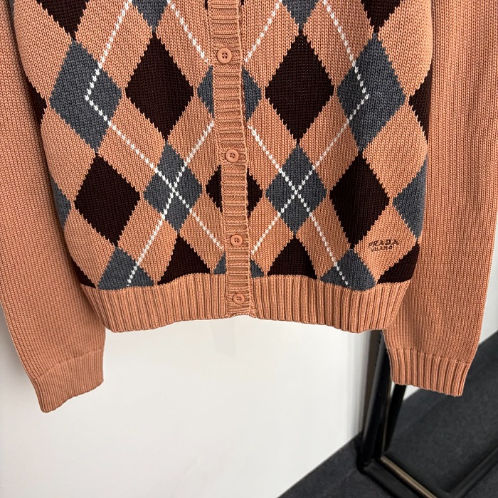 Contrast Argyle Pattern Wool Blend Long Sleeve Knit Cardigan