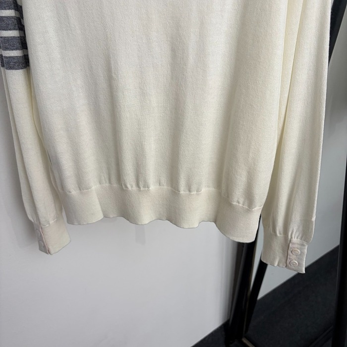 Contrast Striped Sleeve Wool Knit Pullover Sweater