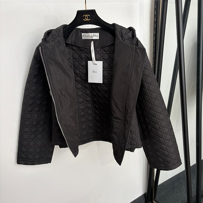Diamond Quilted Embroidered Hooded Long Sleeve Puffer Jacket