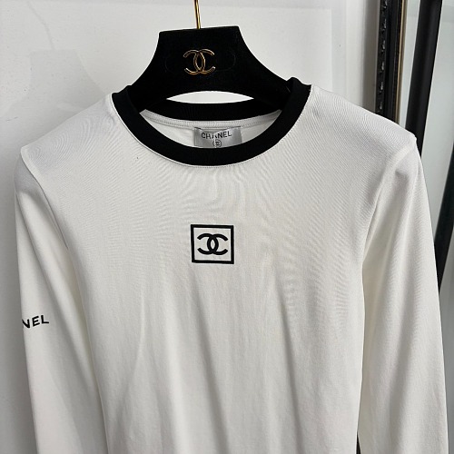Contrast Color Letter Print Cotton Long Sleeve Tee
