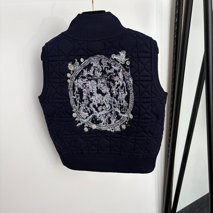 Back Embroidery Quilted Argyle Cotton Vest