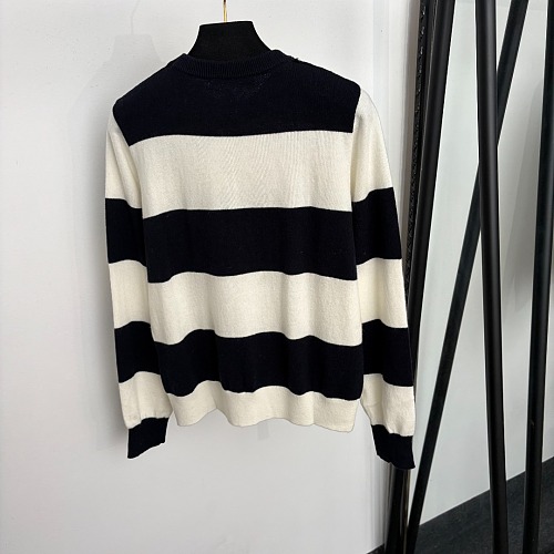 Contrast Striped Letter Embroidered Wool Knit Pullover Top
