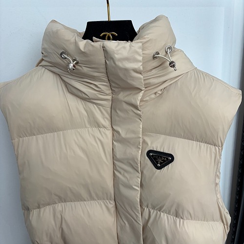 Puffer Hooded Vest With Geometric Icon Detail And Buckle Belt
