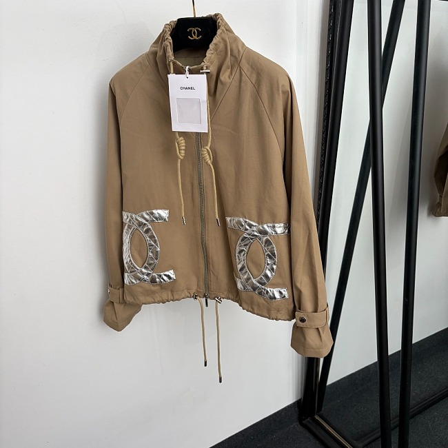 Silver Graphic Leather Patch Drawstring Waist Short Trench Coat