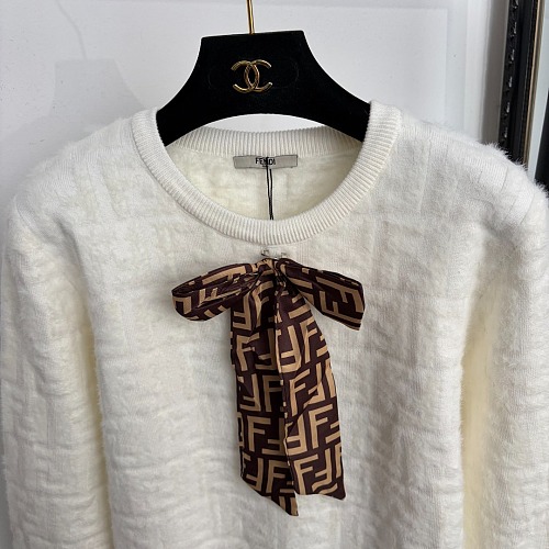 Fluffy F Letter Jacquard Bowknot Pullover Knit Sweater