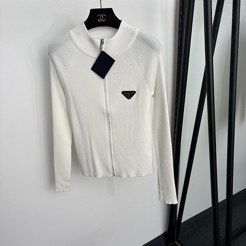 Triangle Icon Detail Zip Up Long Sleeve Knit Cardigan Top