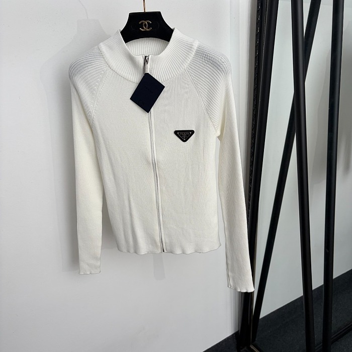 Triangle Icon Detail Zip Up Long Sleeve Knit Cardigan Top