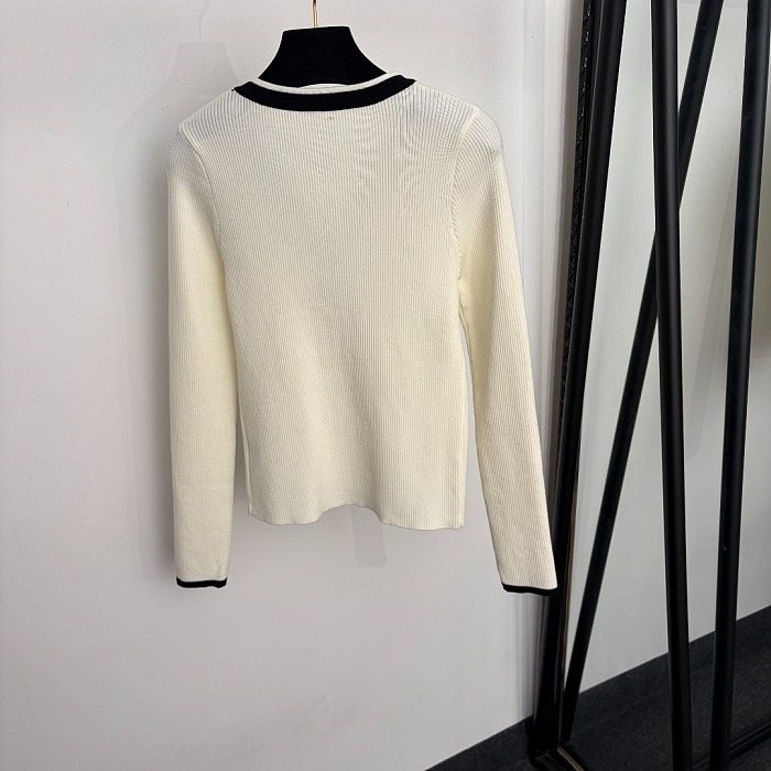 Contrast Trim V Neck Long Sleeve Knit Top