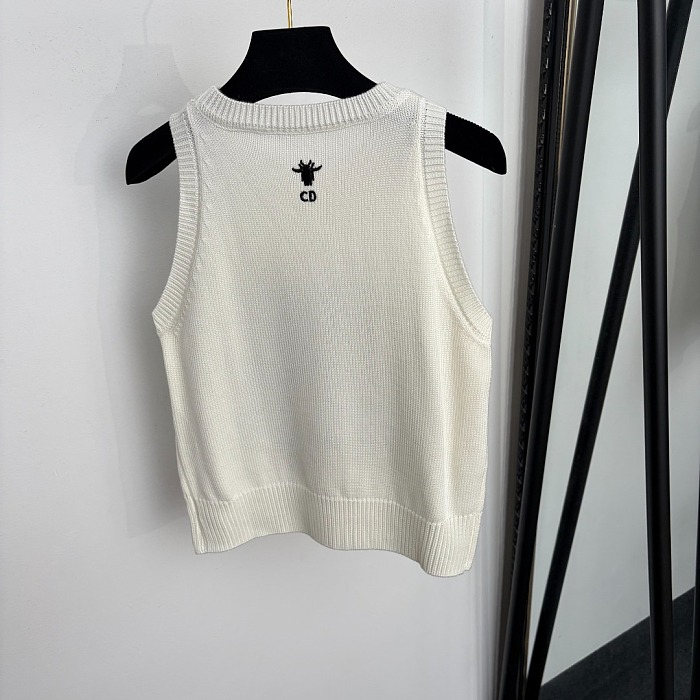 Star Rhinestone And Butterfly Embroidery Knit Tank Top