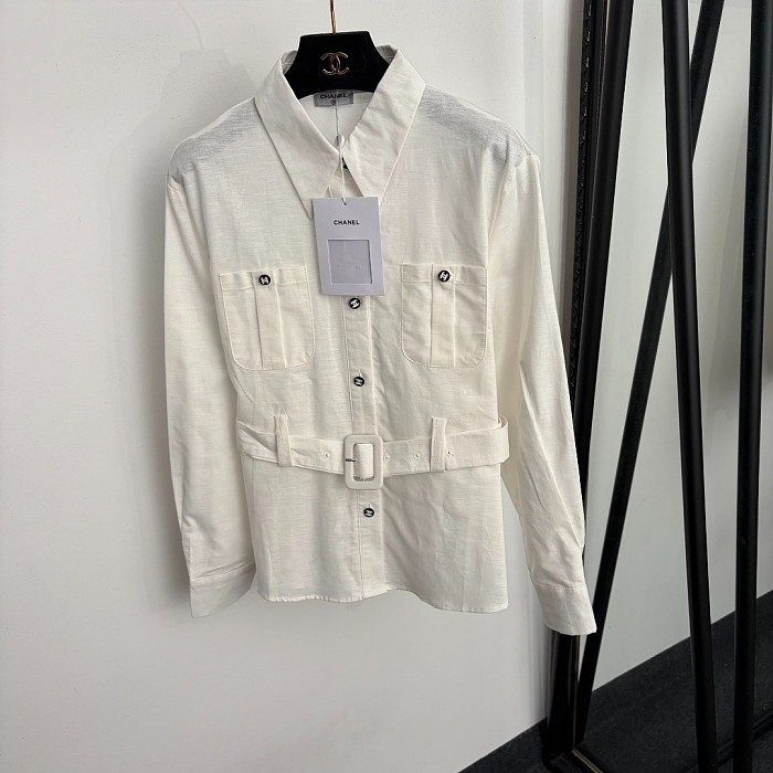Chic Contrast Trim Linen Shirt With Belt And Metallic Buttons