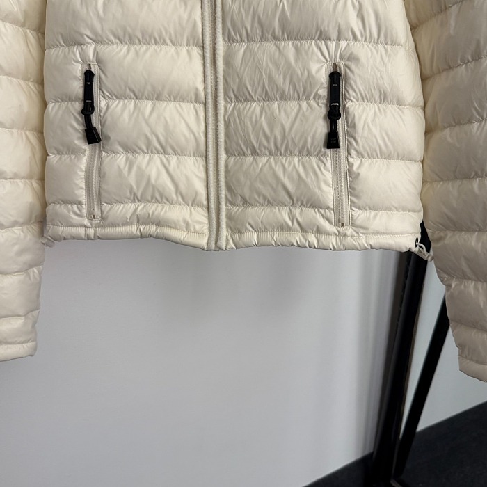 Embroidered Letter Lightweight Hooded Puffer Jacket