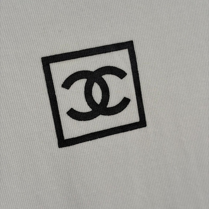 Contrast Color Letter Print Cotton Long Sleeve Tee