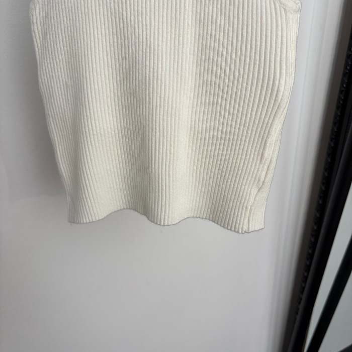 Cutout Bust Halter Neck Ribbed Knit Crop Tank Top