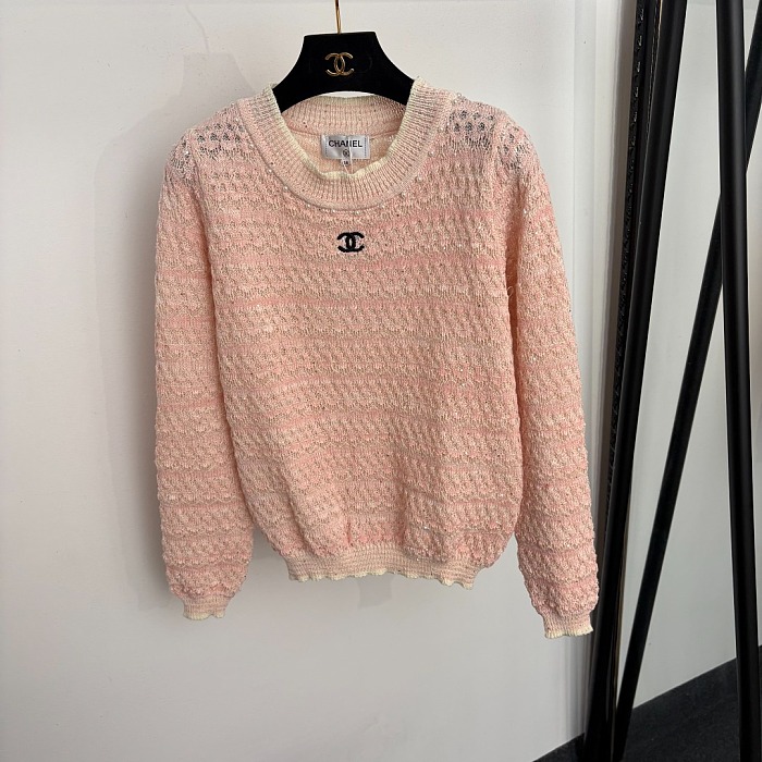 Pearl Beaded Letter Embroidered Crew Neck Knit Pullover