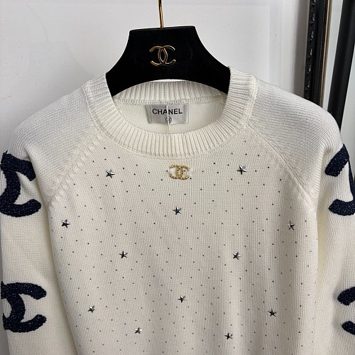 Toweling Embroidered Star Rhinestone Pullover Knit Sweater