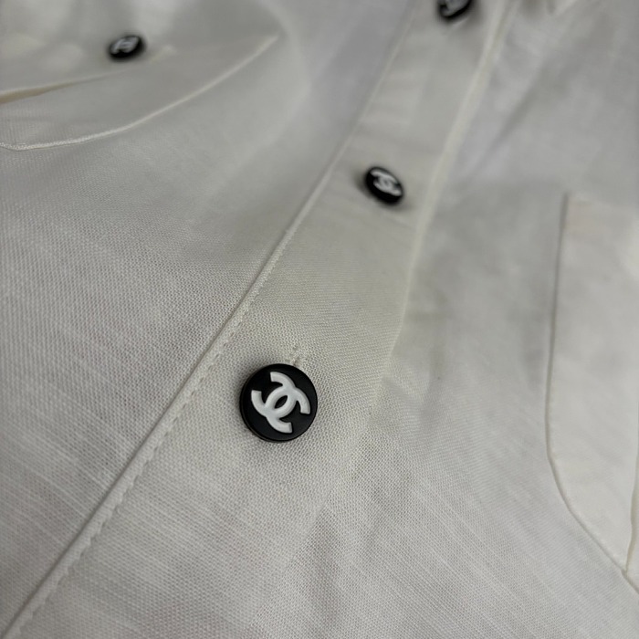 Chic Contrast Trim Linen Shirt With Belt And Metallic Buttons