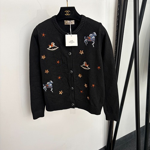 Sequin Star And Pony Embroidery Knit Cardigan
