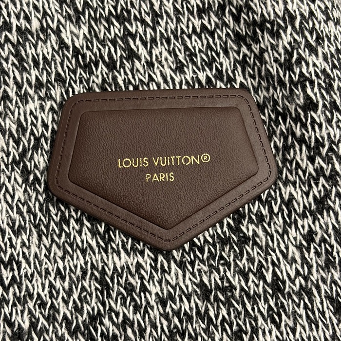 Cozy Faux Leather Patch Graphic Pullover Knit Sweater Top