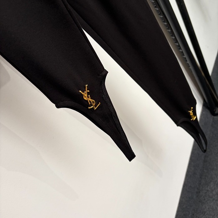 Metal Icon Detail High Stretch Slim Fit Stirrup Leggings
