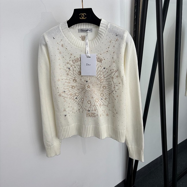 Metallic Star Rhinestone Embroidered Pullover Knit Sweater