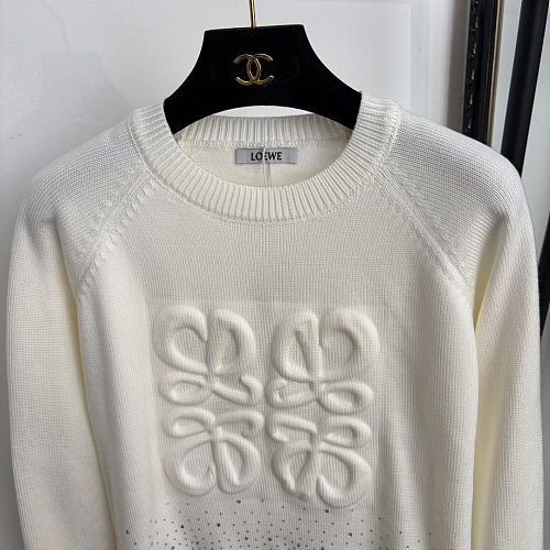 Rhinestone Embellished 3D Graphic Long Sleeve Knit Pullover Sweater