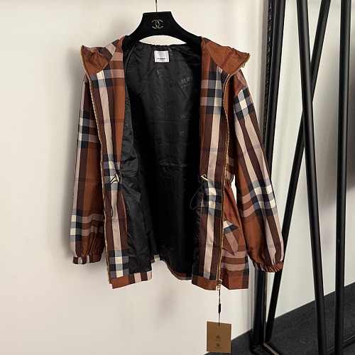 Contrast Plaid Print Letter Lining Hooded Trench Coat