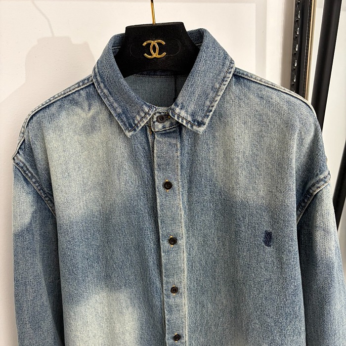 Minimalist Letter Embroidered Distressed Wash Denim Shirt Jacket